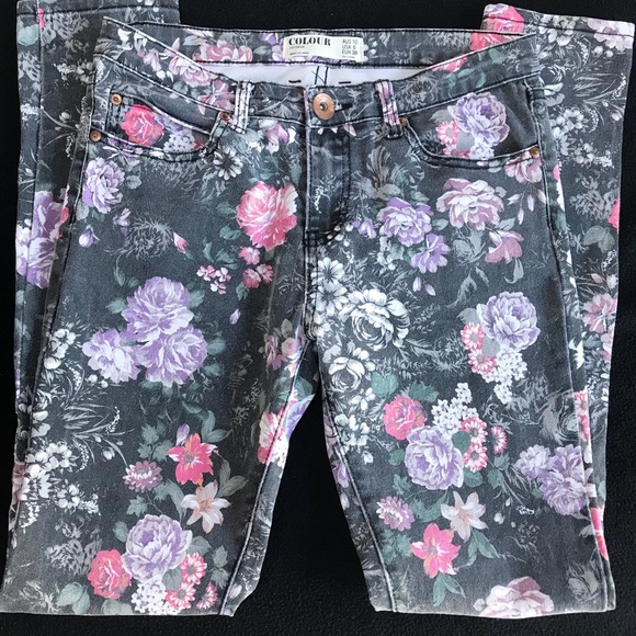 Floral Faded Skinnies - Picture 5 of 8